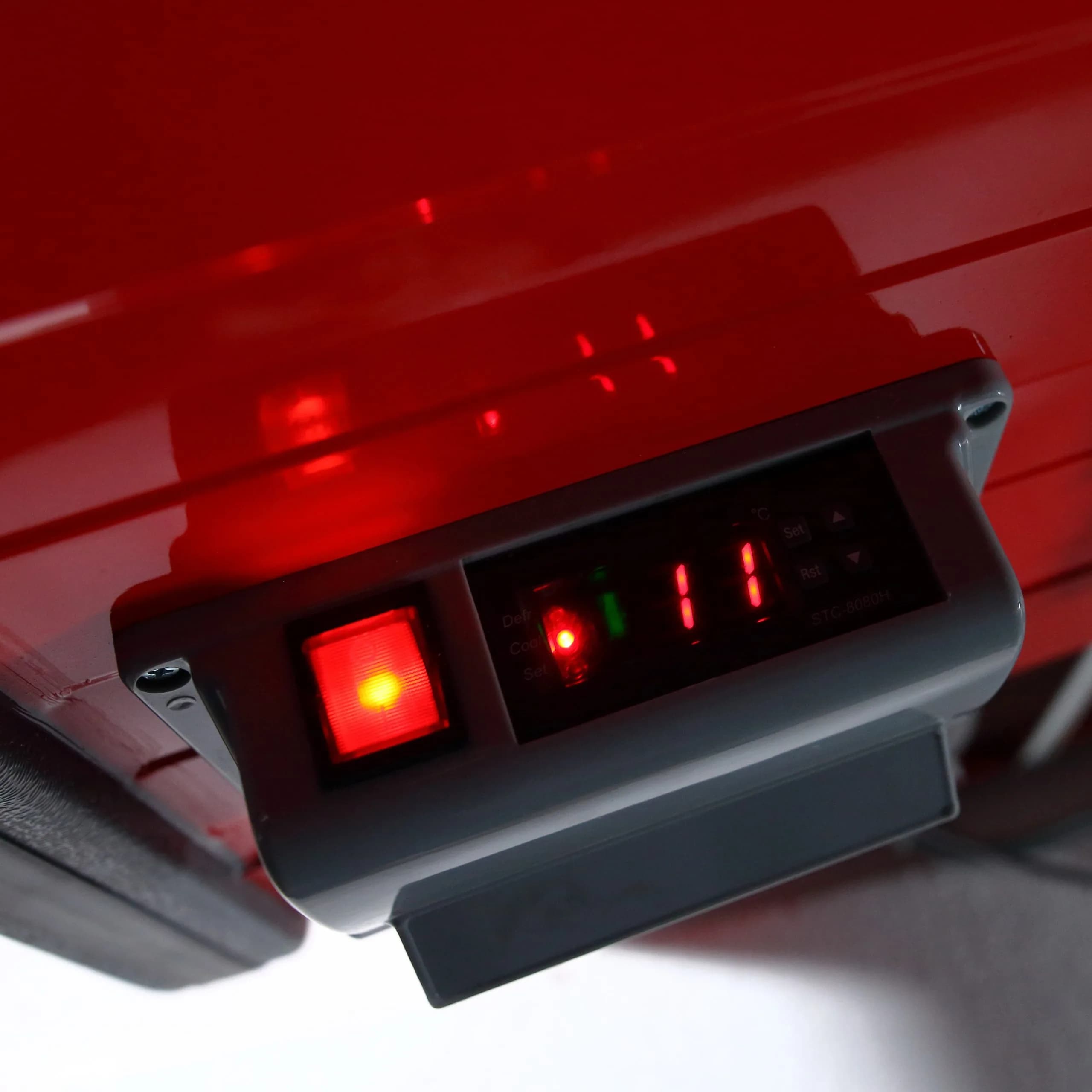Termostat digital pentru controlul temperaturii